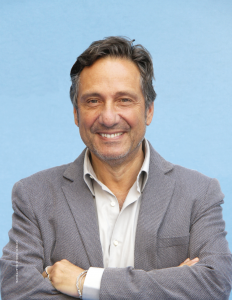 https://www.raicom.rai.it/2023/10/27/oltre-il-fango/